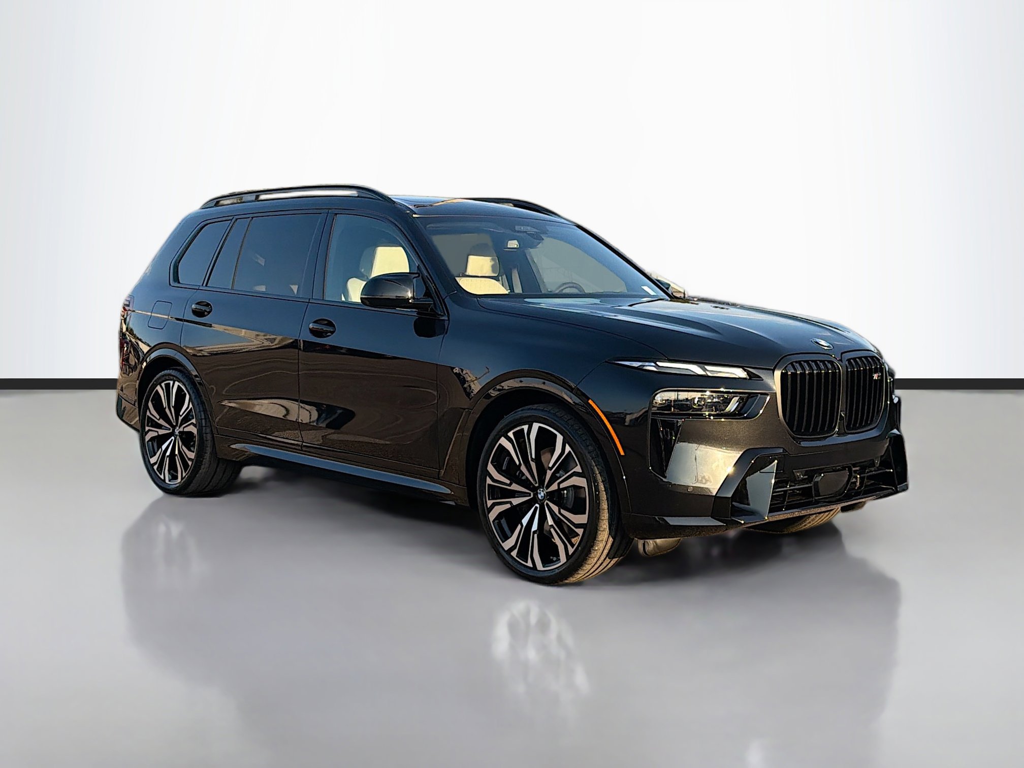 2026 BMW X7 M60i's photo