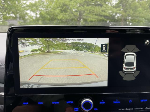2021 Hyundai Ioniq Plug-In Hybrid Limited photo 26