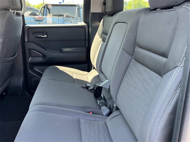 2023 Nissan Frontier SV photo 20
