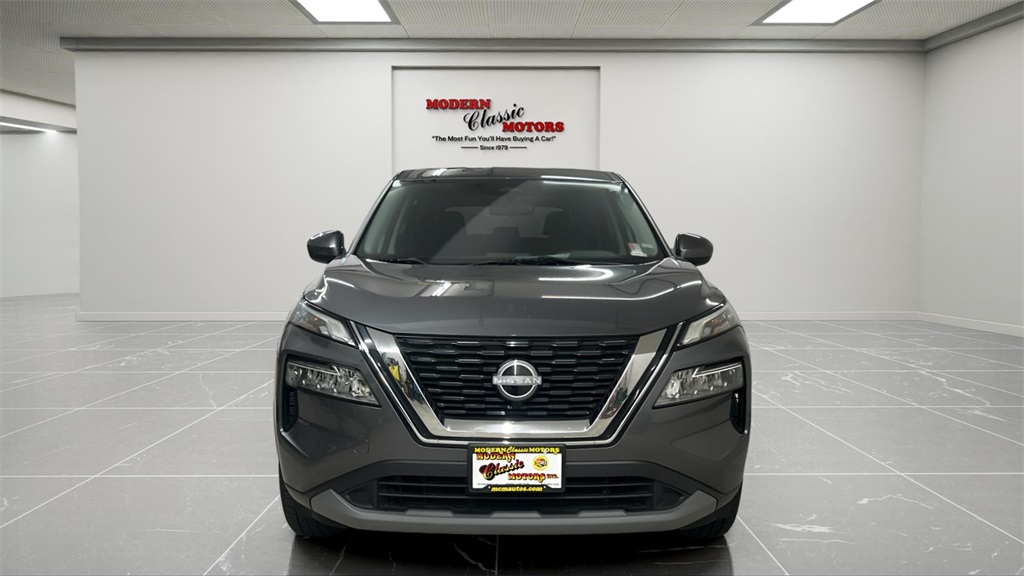 2023 Nissan Rogue SV photo 2