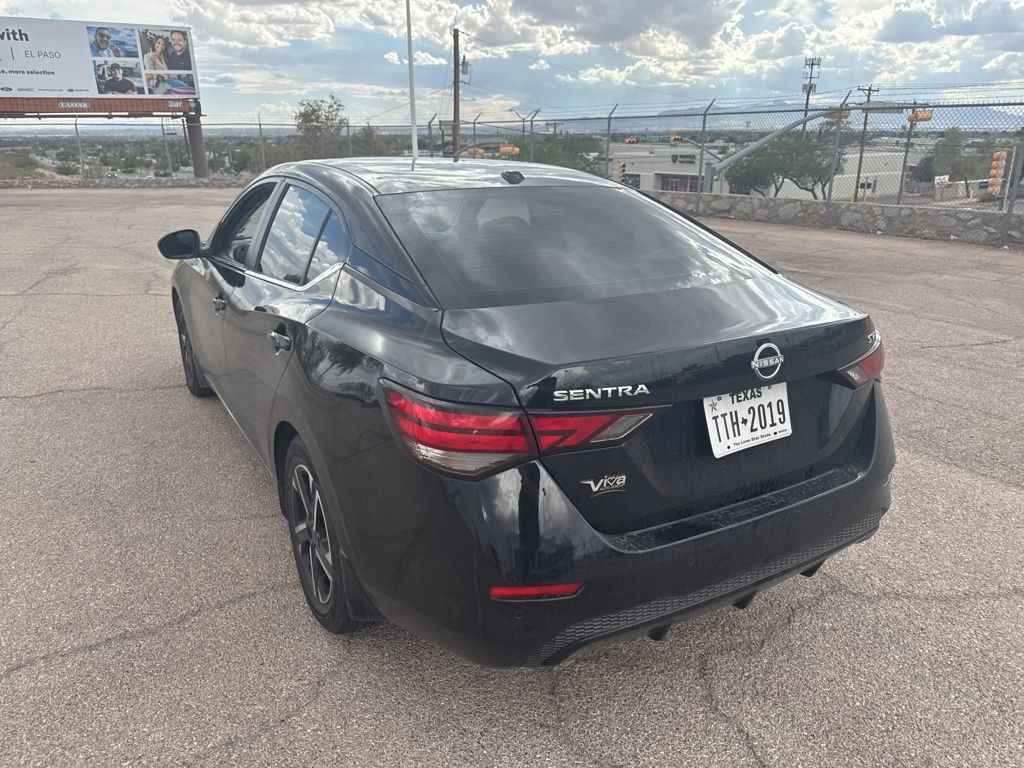 2024 Nissan Sentra SV photo 12
