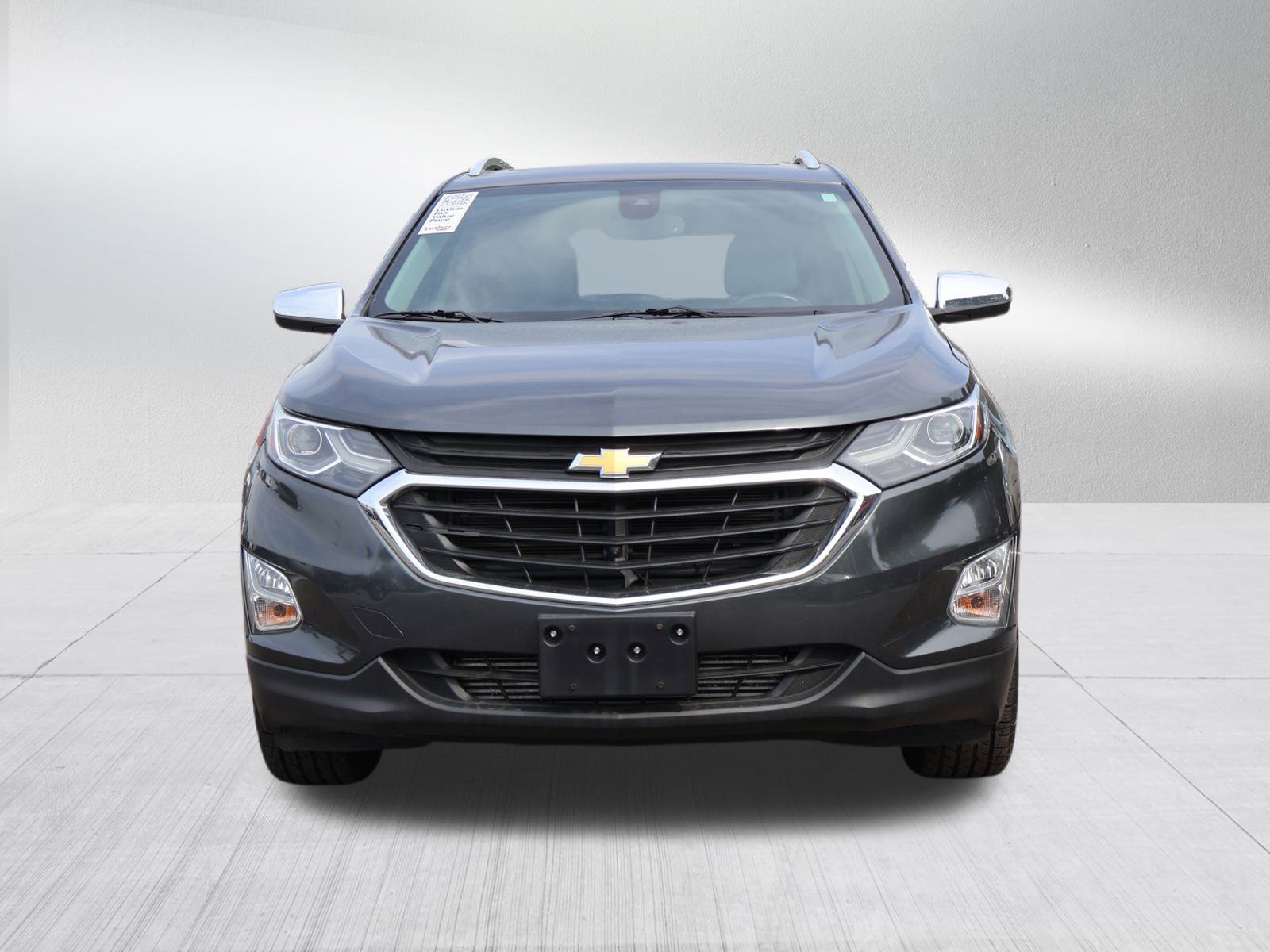 Used 2018 Chevrolet Equinox Premier with VIN 3GNAXVEV5JL266286 for sale in Kansas City