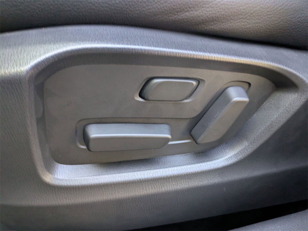 2025 Mazda CX-5 2.5 S Preferred photo 7
