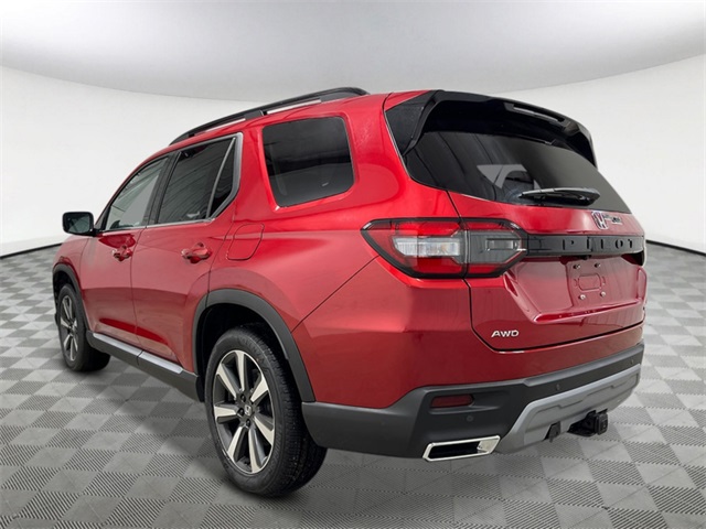 2025 Honda Pilot Touring photo 2
