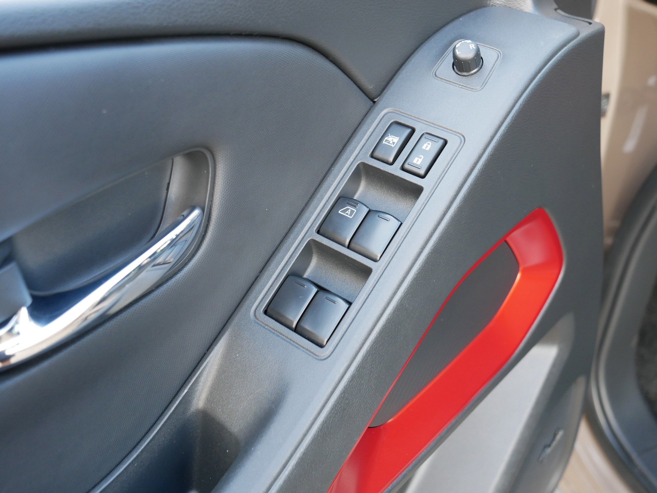 2023 Nissan Frontier PRO-4X photo 15