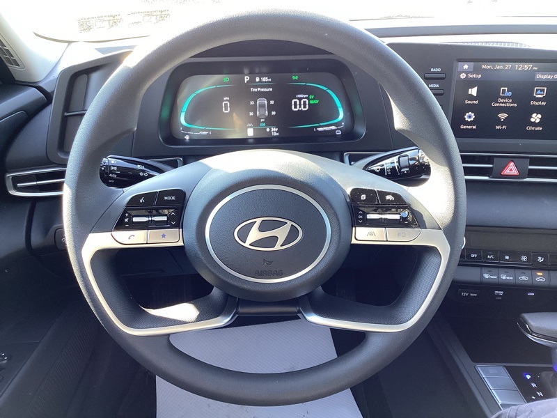 2025 Hyundai Elantra Hybrid Blue photo 33