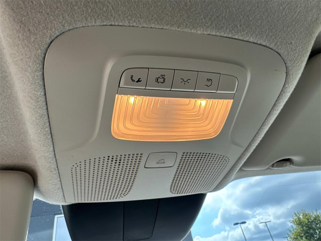 2020 Mercedes Benz Metris Cargo Van photo 9
