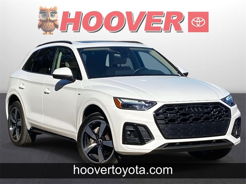 2022 Audi Q5 Premium Plus's photo