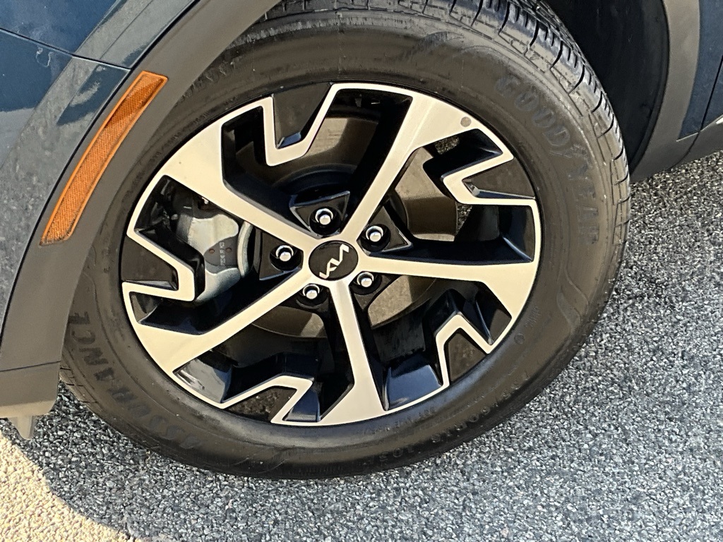 2023 Kia Sportage Hybrid EX photo 2