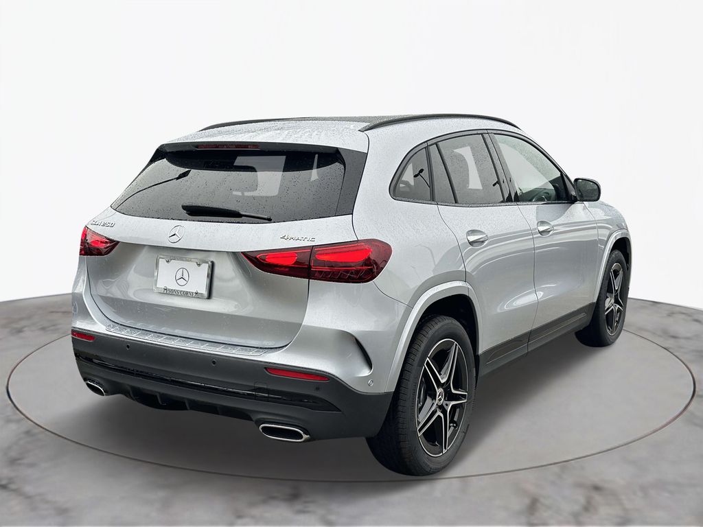 2025 Mercedes Benz GLA 250 4MATIC photo 4