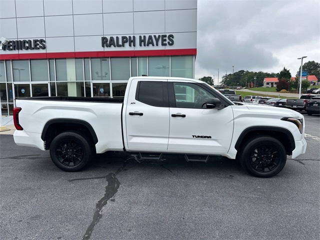 2022 Toyota Tundra SR5 photo 2