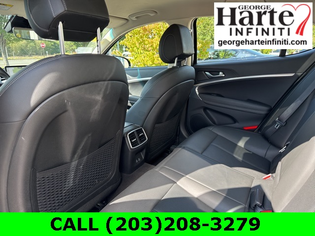 2025 Genesis G70 2.5T photo 10