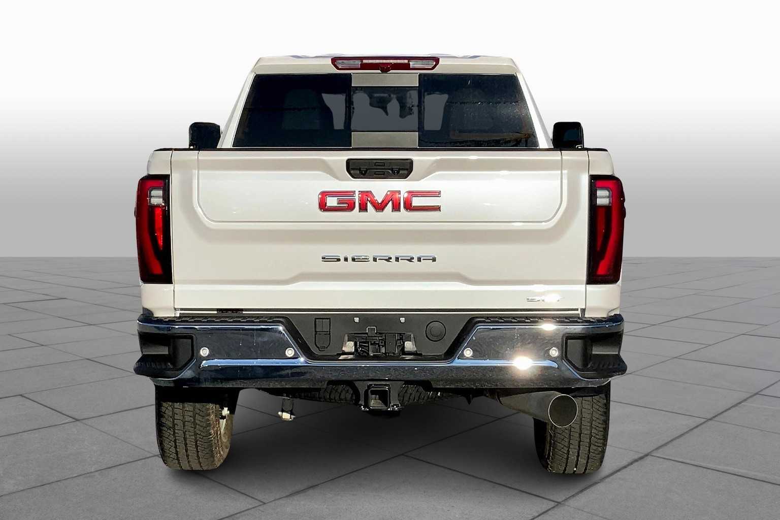 2025 Gmc Sierra 2500 HD SLT photo 4