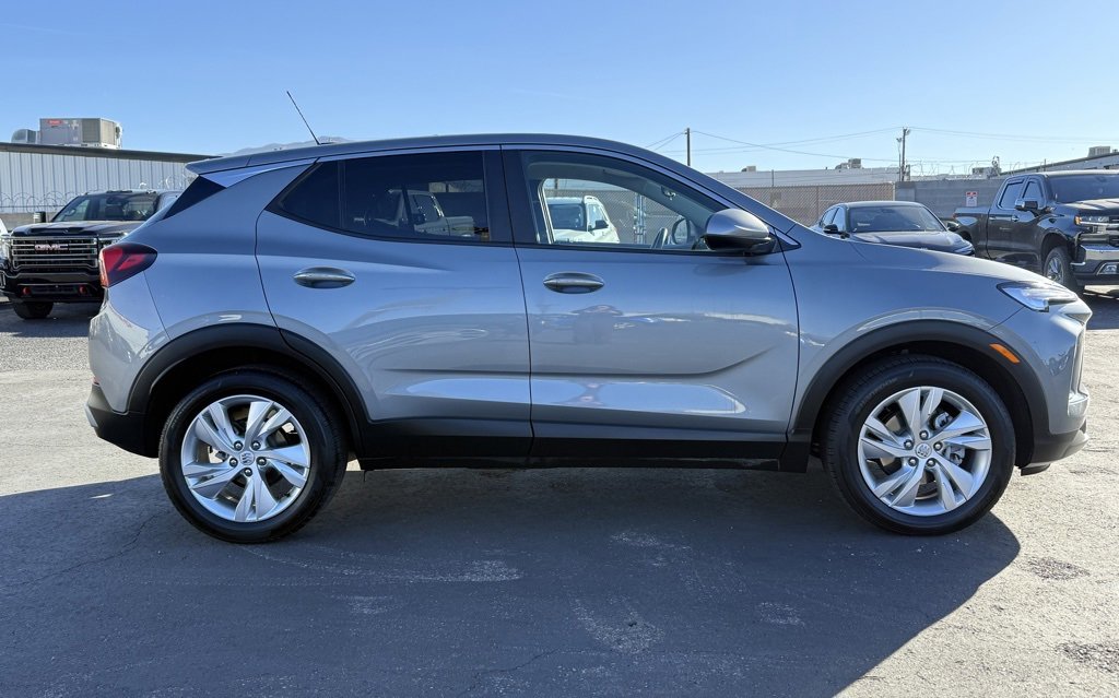 2025 Buick Encore GX Preferred photo 3