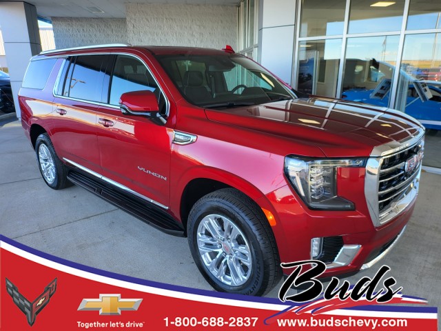 2024 GMC Yukon XL SLT's photo