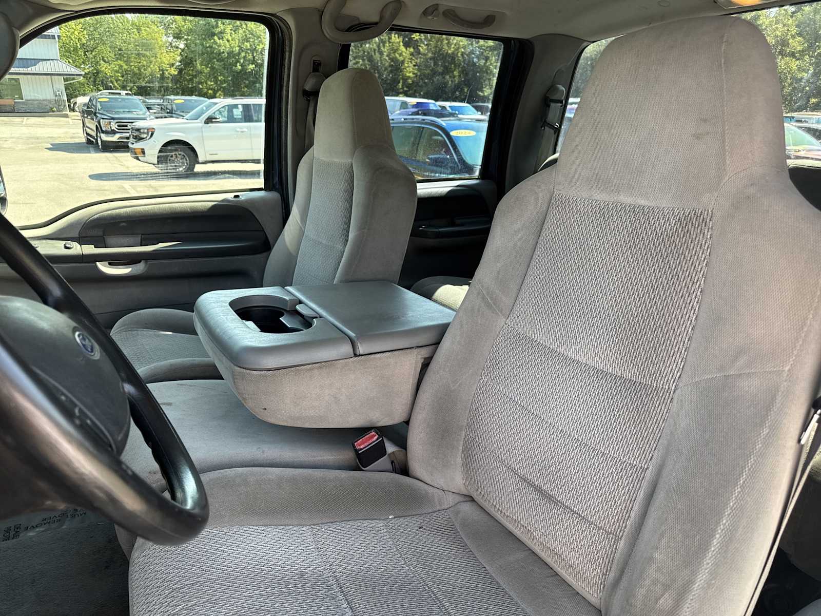 2003 Ford F-250 XLT photo 20