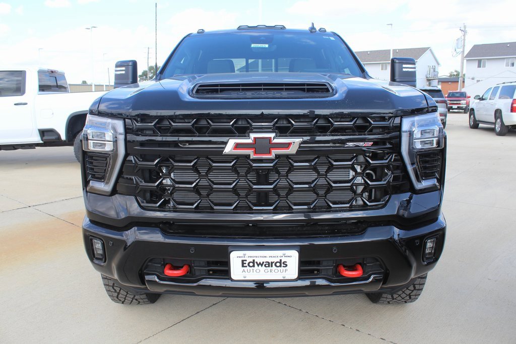2026 Chevrolet Silverado 2500HD ZR2 photo 7