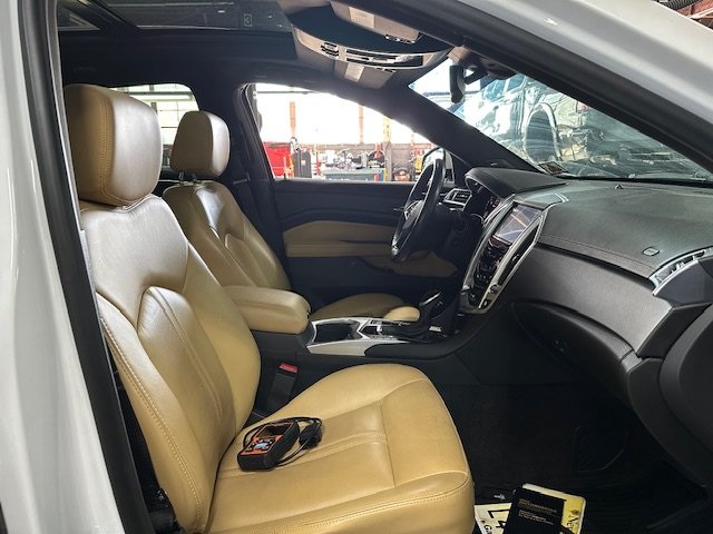 2014 Cadillac SRX Premium photo 10