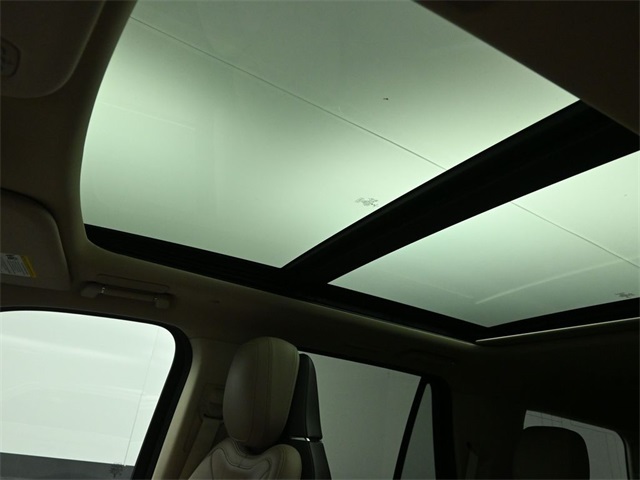 2023 LINCOLN NAVIGATOR - Image 11