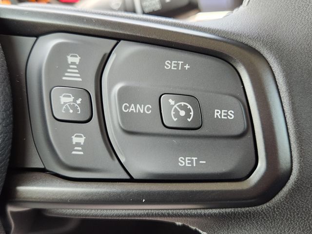 2025 Jeep Gladiator Willys photo 19