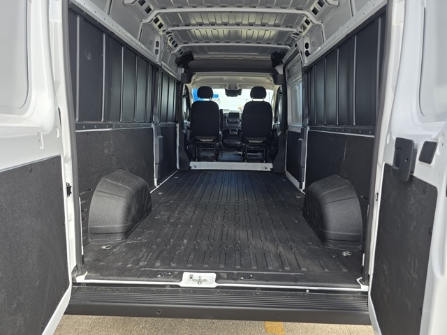 2025 Ram ProMaster 2500 photo 9