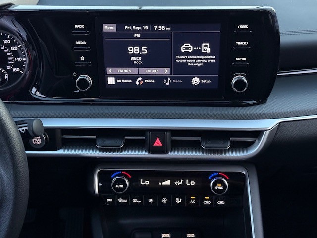2023 Kia K5 LXS photo 19