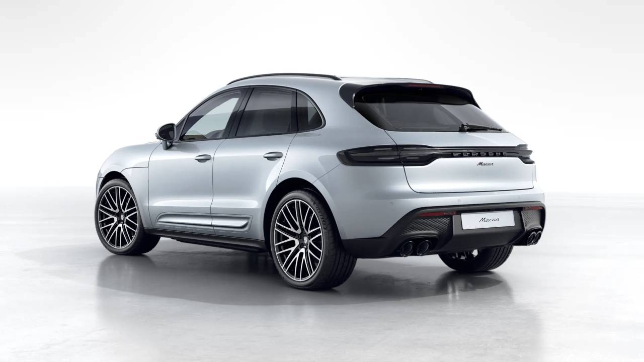 2026 Porsche Macan T photo 3