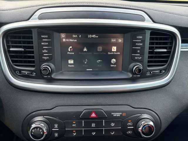 2020 Kia Sorento LX photo 11
