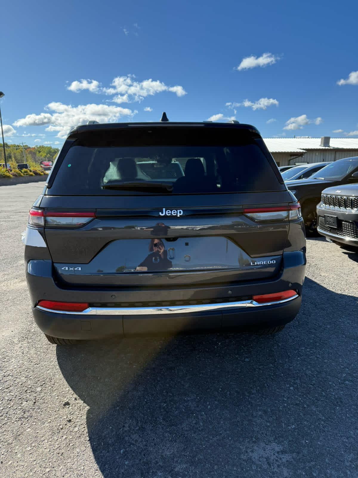 2025 Jeep Grand Cherokee Laredo X photo 4