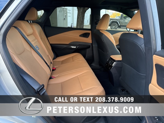 2024 Lexus RX 350h Premium photo 18