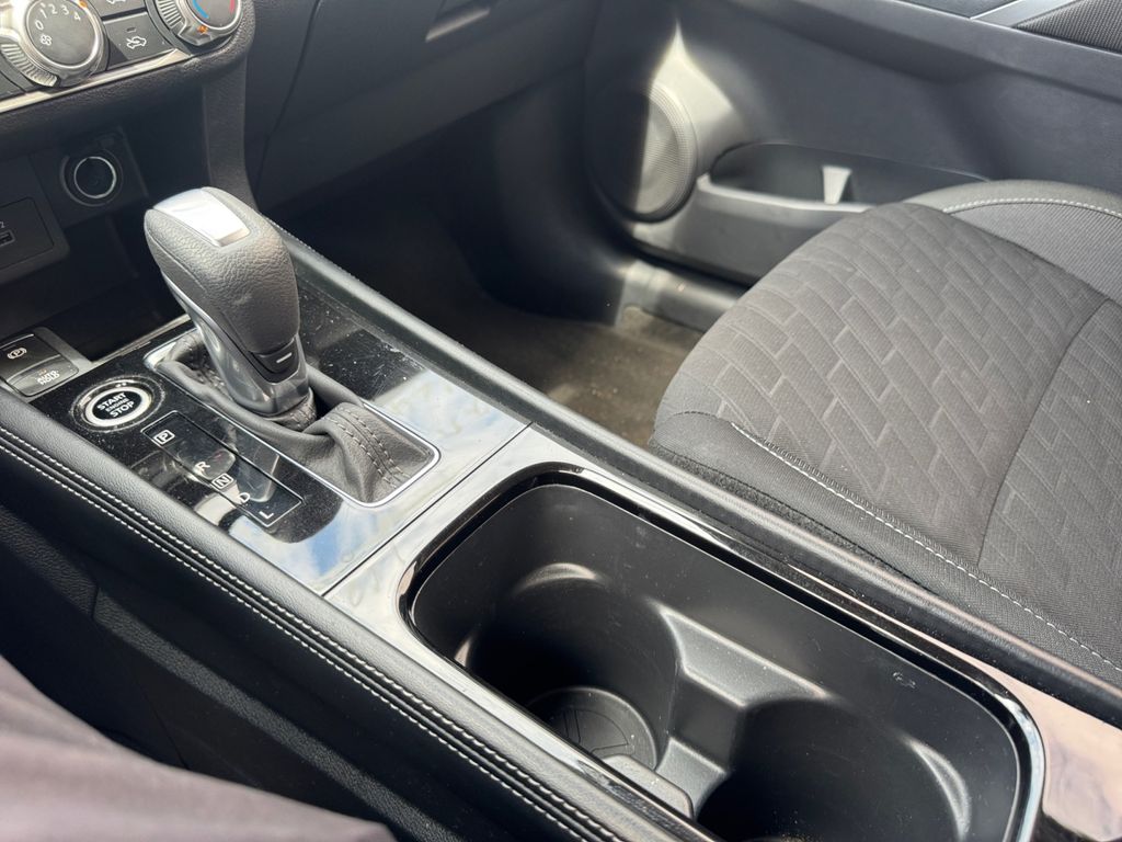 2024 Nissan Kicks SV photo 19