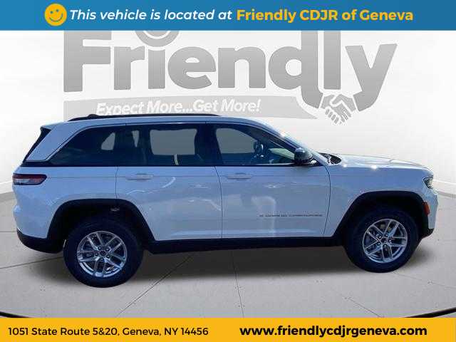 2025 Jeep Grand Cherokee Laredo X photo 4