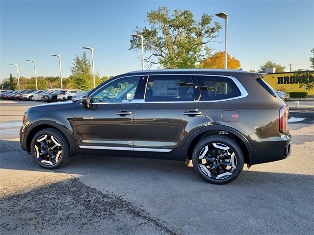 2025 Kia Telluride EX photo 4