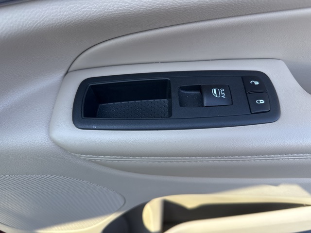 2020 Jeep Grand Cherokee Limited photo 17