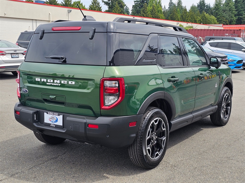 2025 Ford Bronco Sport Outer Banks photo 7