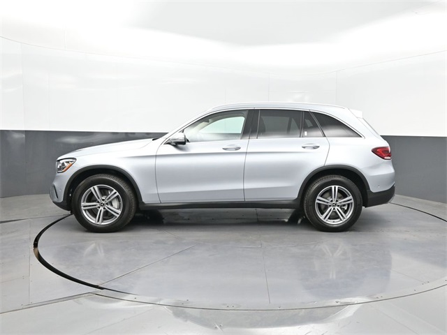 2022 Mercedes Benz GLC 300 4MATIC photo 2