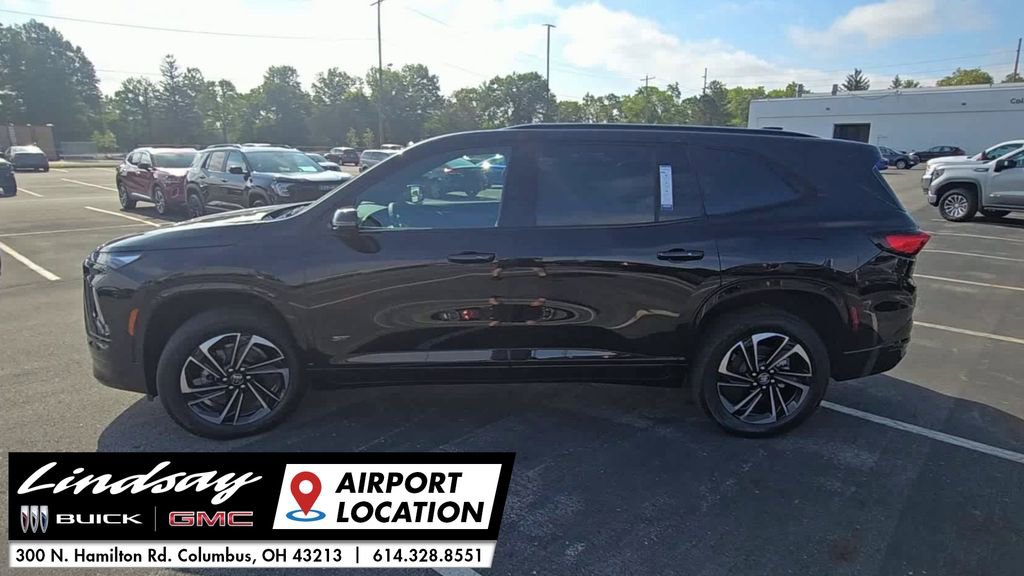 2026 Buick Enclave Sport Touring photo 4