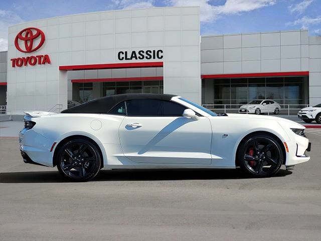 2024 Chevrolet Camaro 1LT photo 3