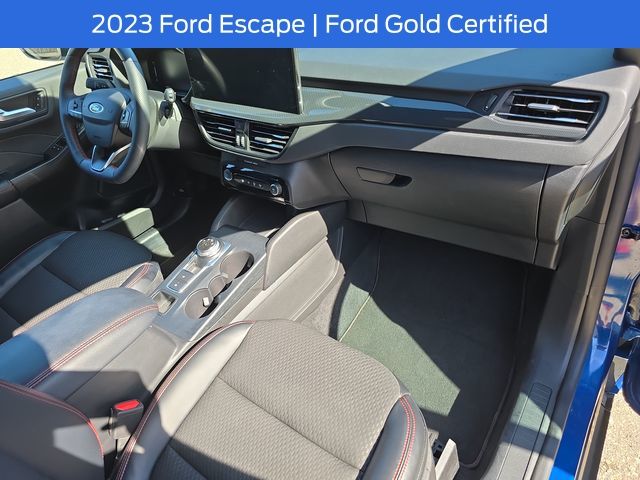 2023 Ford Escape ST-Line photo 32