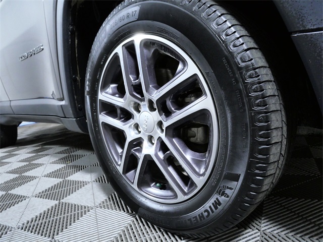 Certified 2020 Jeep Compass Latitude with VIN 3C4NJDBB7LT153748 for sale in Apple Valley, Minnesota