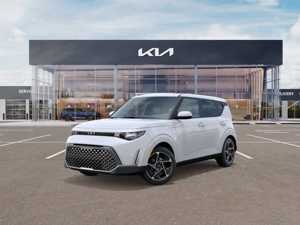 2025 Kia Soul EX's photo