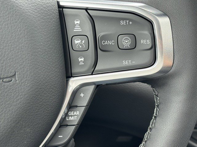 2026 Ram 1500 Laramie photo 18