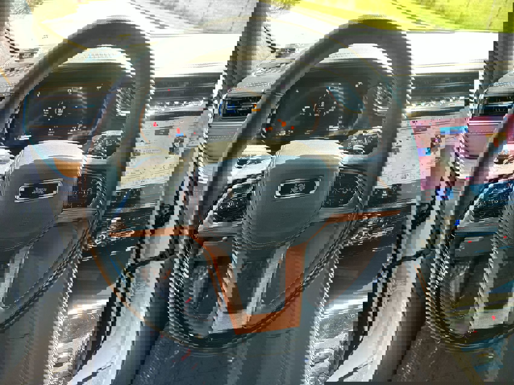 2021 Jeep Grand Cherokee L Summit Reserve photo 14