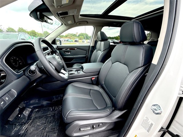 2025 Honda Pilot Touring photo 16