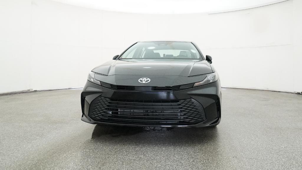 2026 Toyota Camry LE photo 3