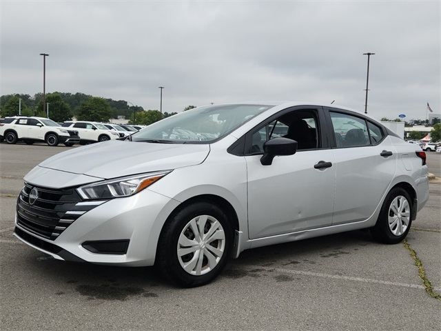 2024 Nissan Versa 1.6 S photo 7