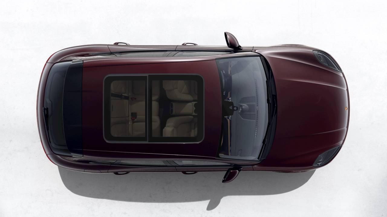 2026 Porsche Macan T photo 4