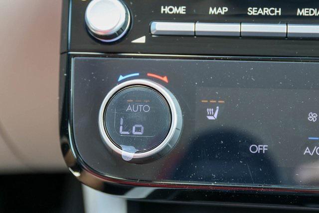 New 2025 Gray Hyundai SEL Convenience FWD image 19