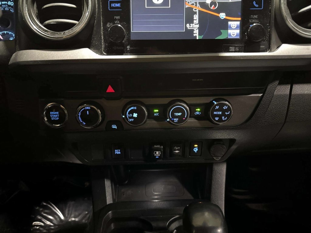 2019 Toyota Tacoma SR5 photo 16