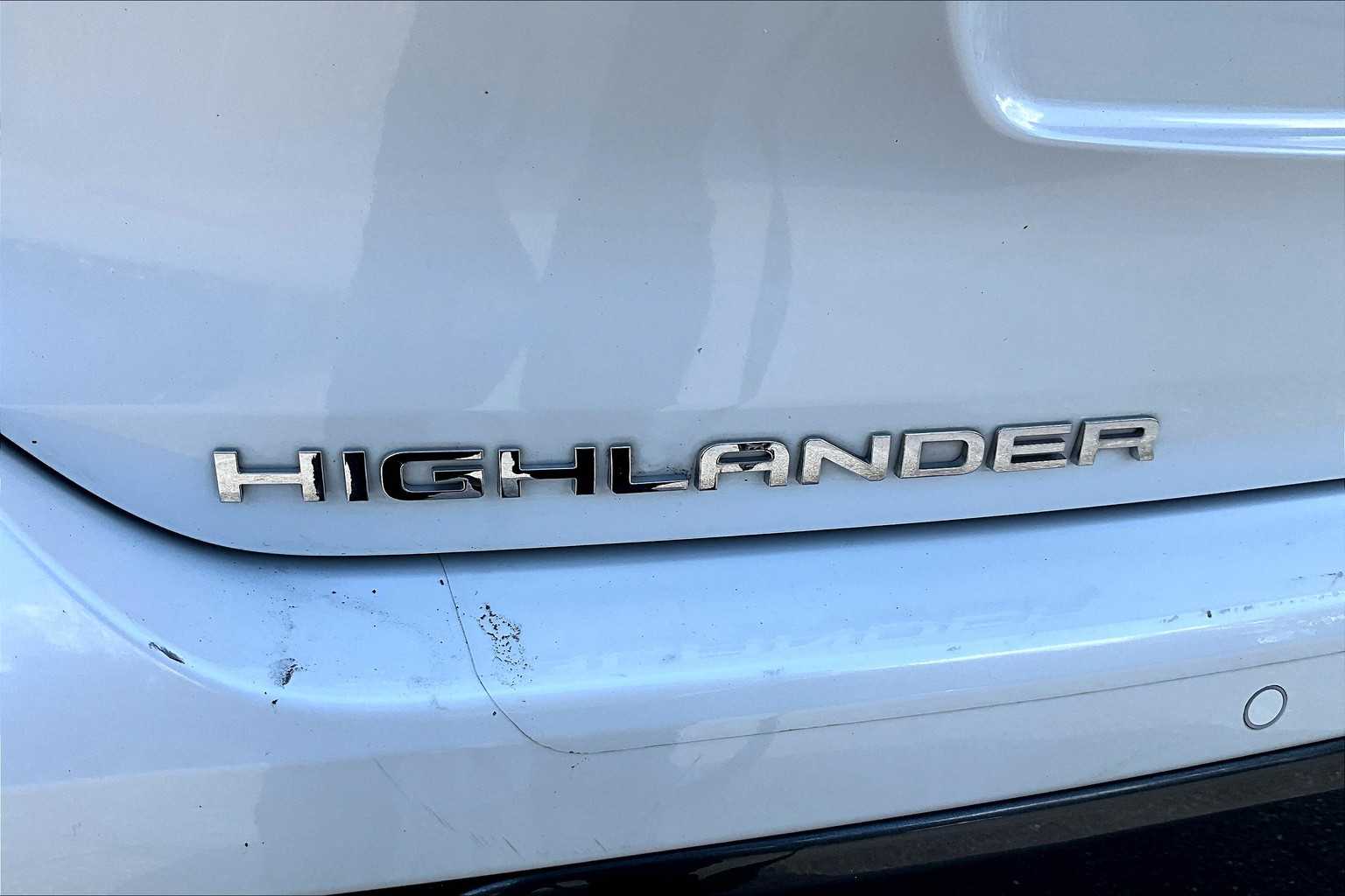 2021 Toyota Highlander Hybrid Limited photo 26